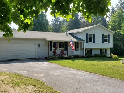 8672 Cedarcrest Dr, Traverse City, MI, 49685