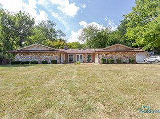 4233 Nantuckett Dr, Toledo, OH 43623