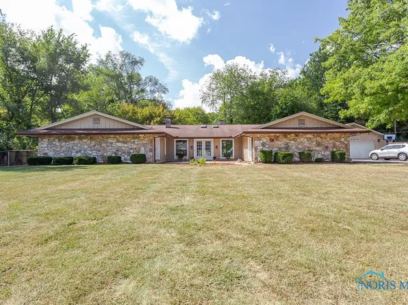 4233 Nantuckett Dr, Toledo, OH 43623