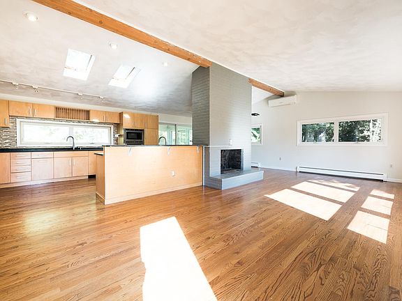 Kitchen and living room