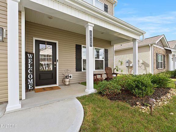 3rd image of 1629 Cabernet Ln