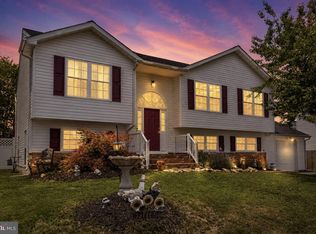 12215 Stonehenge Dr, Fredericksburg, VA 22407