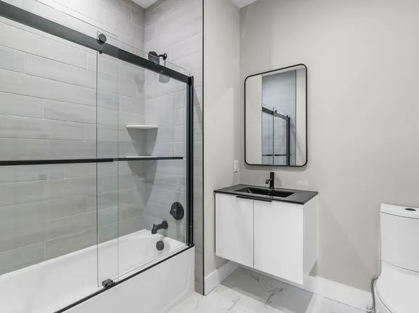 2021 Jones Road image 5 of 14