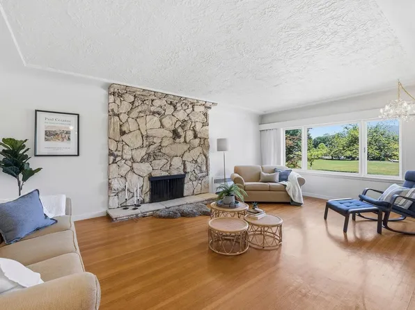 2880 Oxford St, Vancouver, BC V5K 1N6
