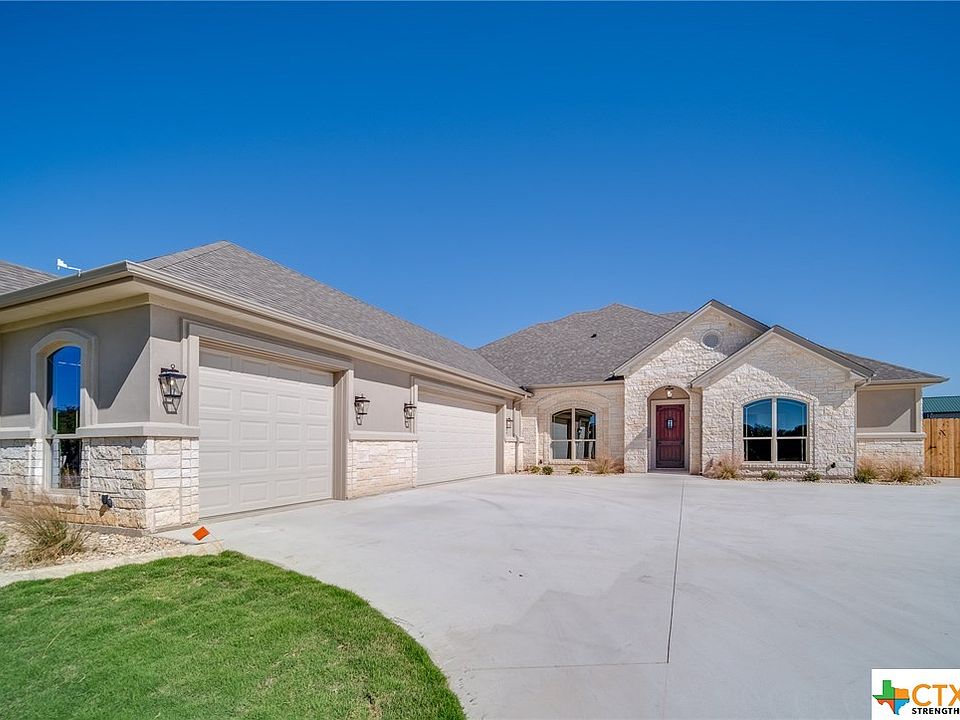 1st image of 109 Vista De Luna Ln