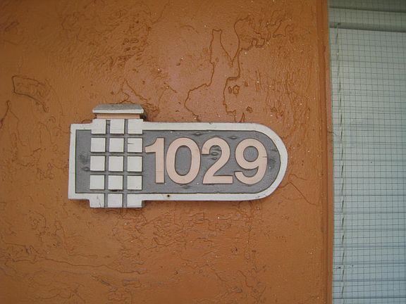 2nd image of 1029 The Pointe Dr #1029