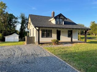 2183 Westfield Rd, Mount Airy, NC 27030