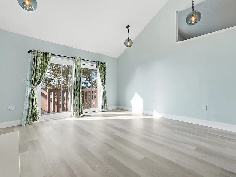 7 Marina Cove Dr — Photo 14