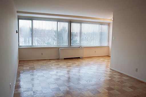 2nd image of 1210 N Taft St APT 704