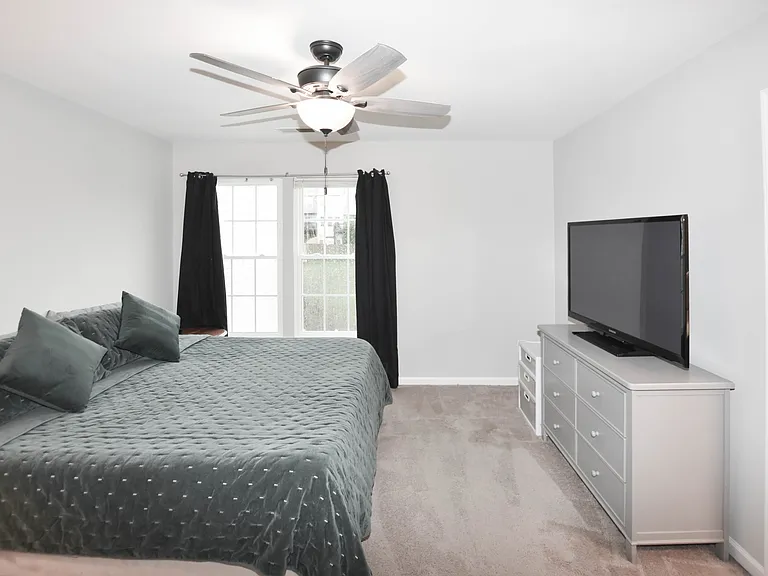 109 Shirley Sq SE — Photo 24