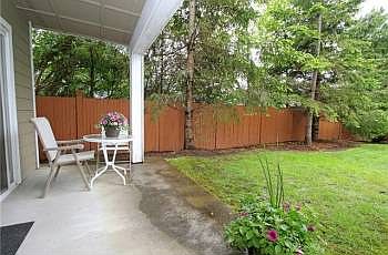 4th image of 710 240th Way SE #104