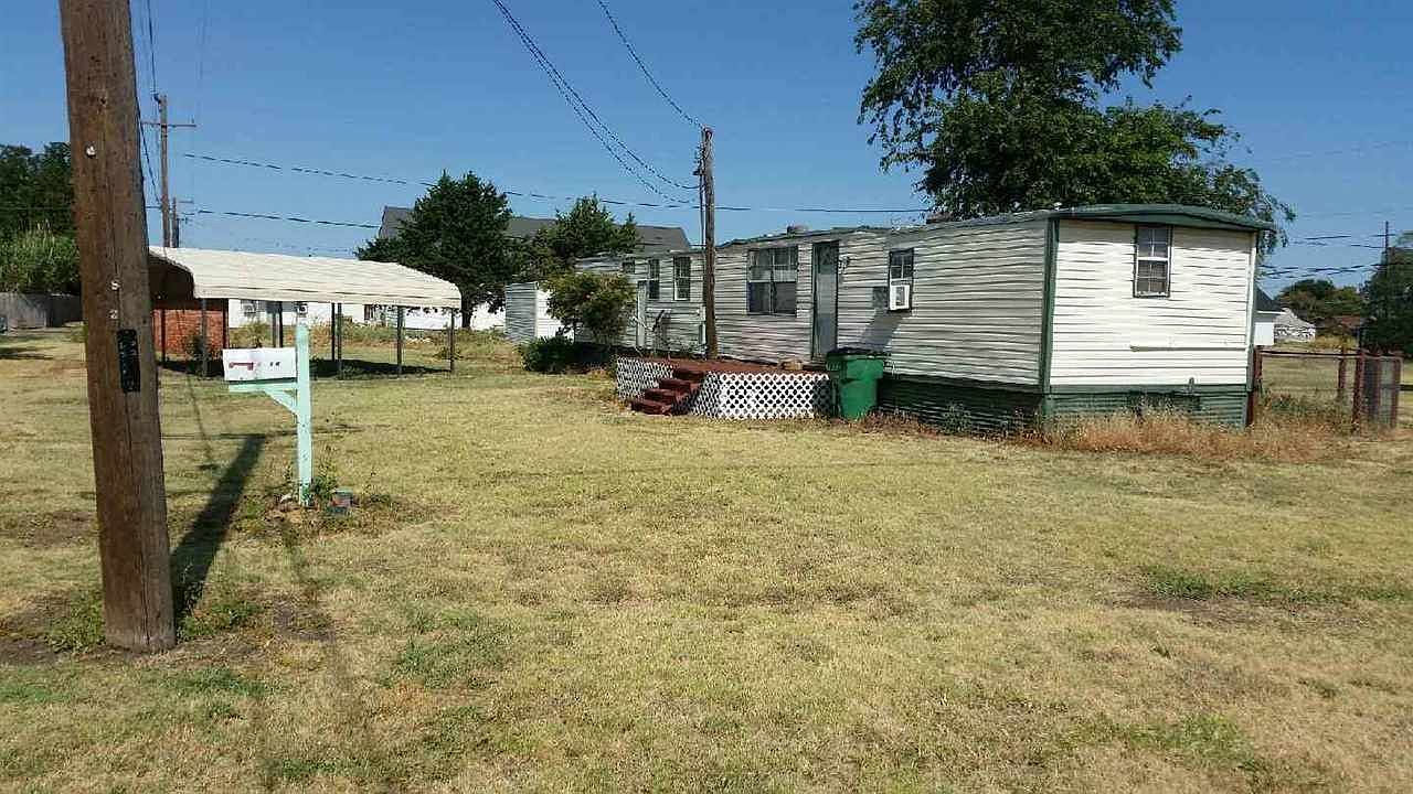 709 H St, Snyder, OK 73566 Zillow