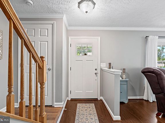 5th image of 3219 Art Hall Ln