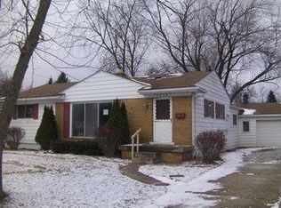 3678 Warringham Ave, Waterford, MI 48329