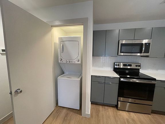 5th image of 5520 Gaston Ave APT 108