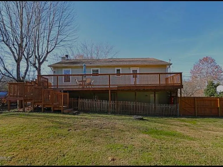 1636 Campfire Dr — Photo 20