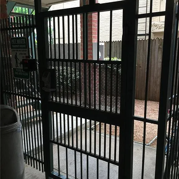 2811 Rio Grande St #301 — Photo 3