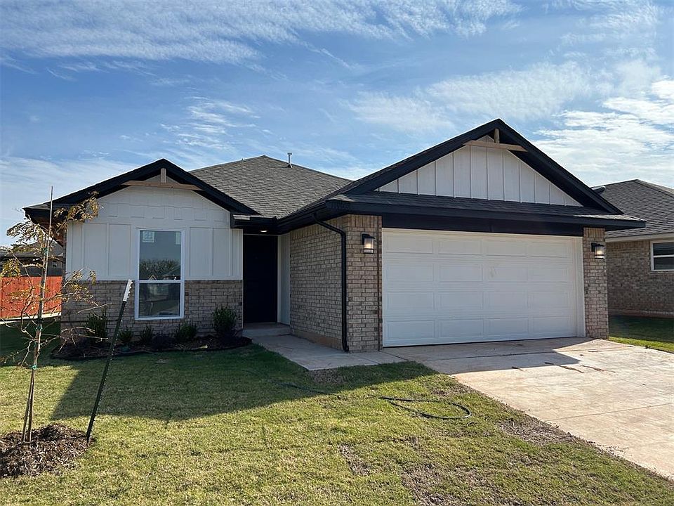 1st image of 19908 Forsythe Dr