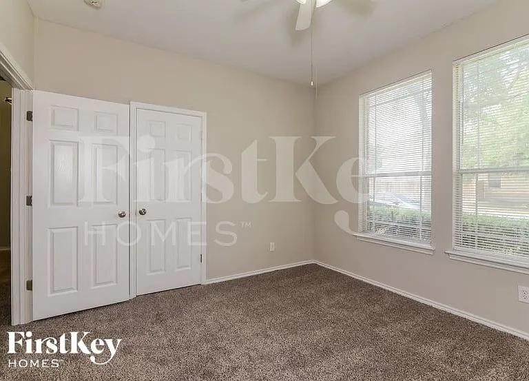12230 Averhoff — Photo 10