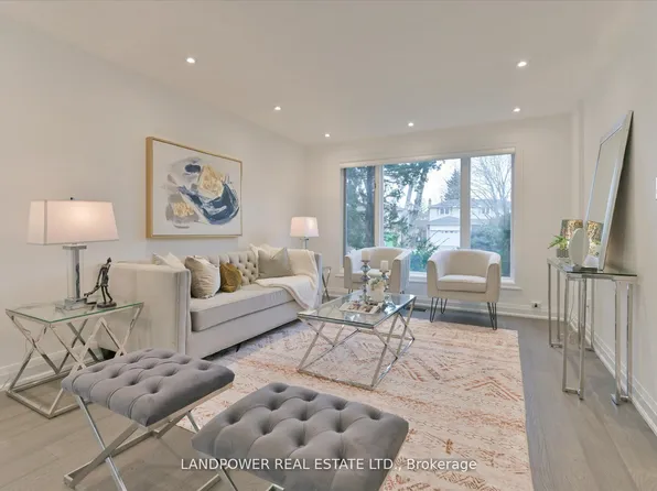 14 Carlton Rd, Markham, ON L3R 1Z2