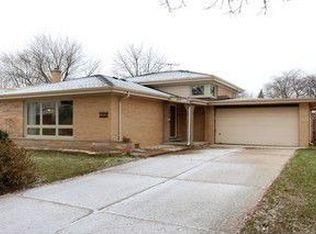 9416 Oliphant Ave, Morton Grove, IL 60053