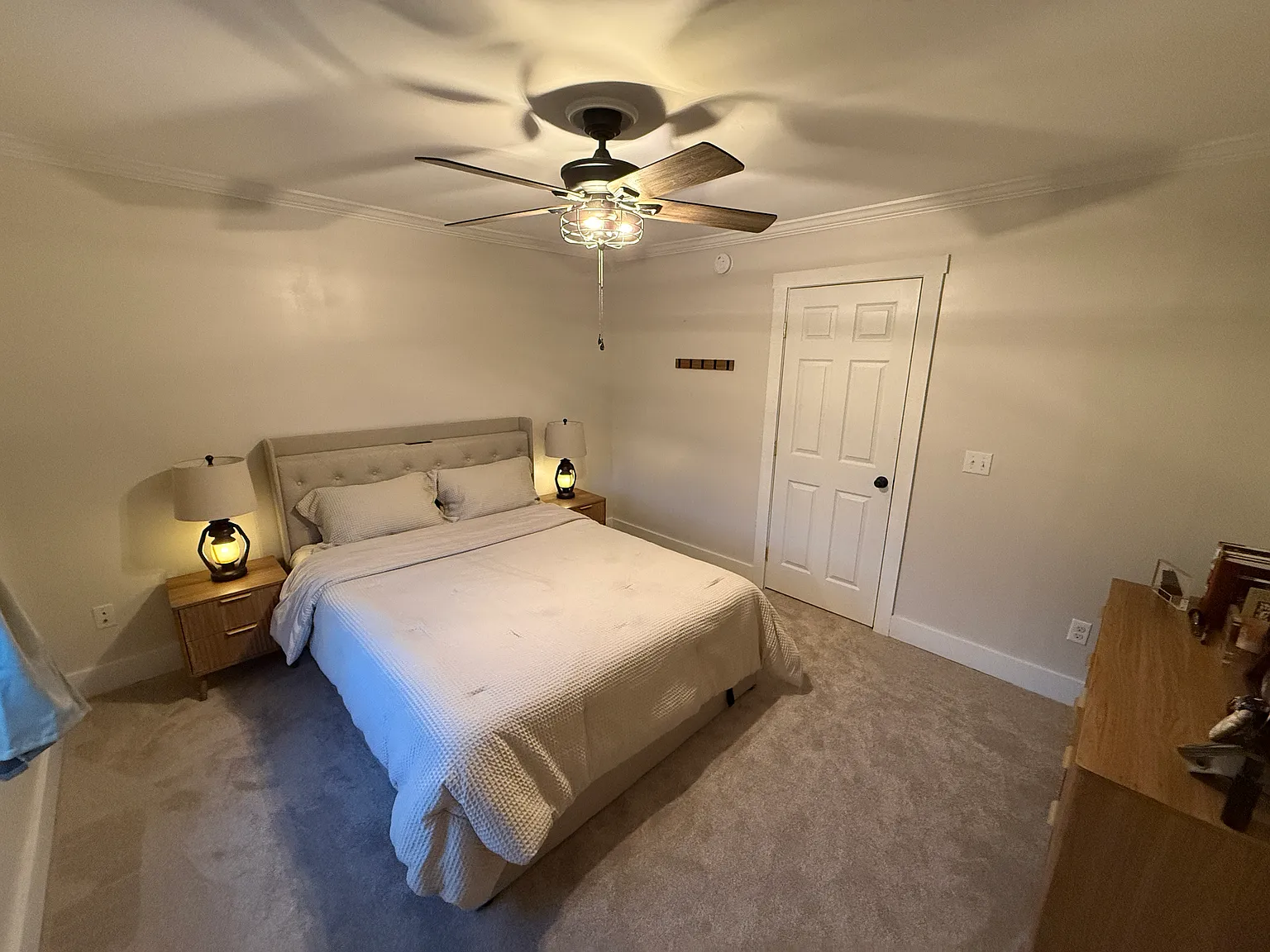 2 bed, 1038 sqft, $1,850 — Photo 4