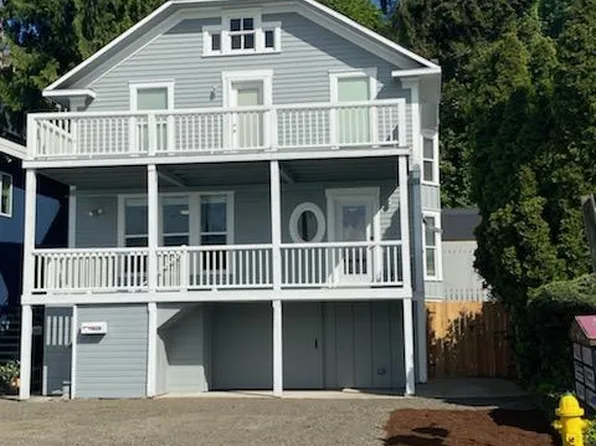 1626 Bay St, Port Orchard, WA 98366