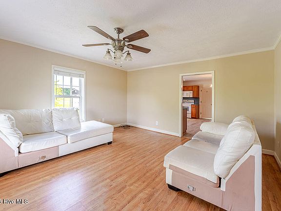 5th image of 2881 Honey Hill Road