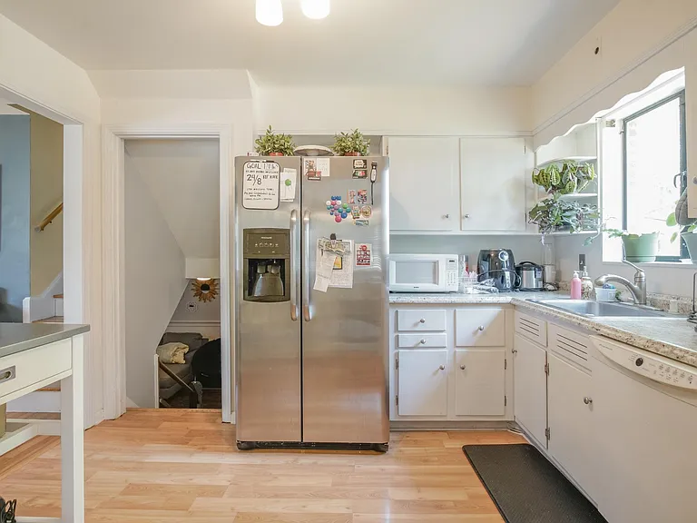 6811 Floyd Ave — Photo 11