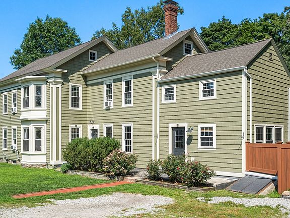 4th image of 20 Worcester St