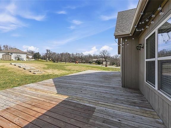 5th image of 1500 Whispering Rdg