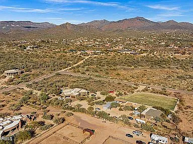 Guest Home, Barn, Pasture on the right