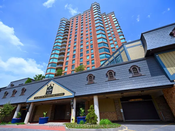 15 Saint Andrew St #1802, Brockville, ON K6V 0B8