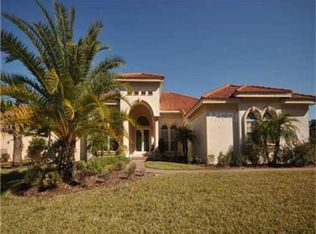 9718 Tree Tops Lake Rd, Tampa, FL 33626