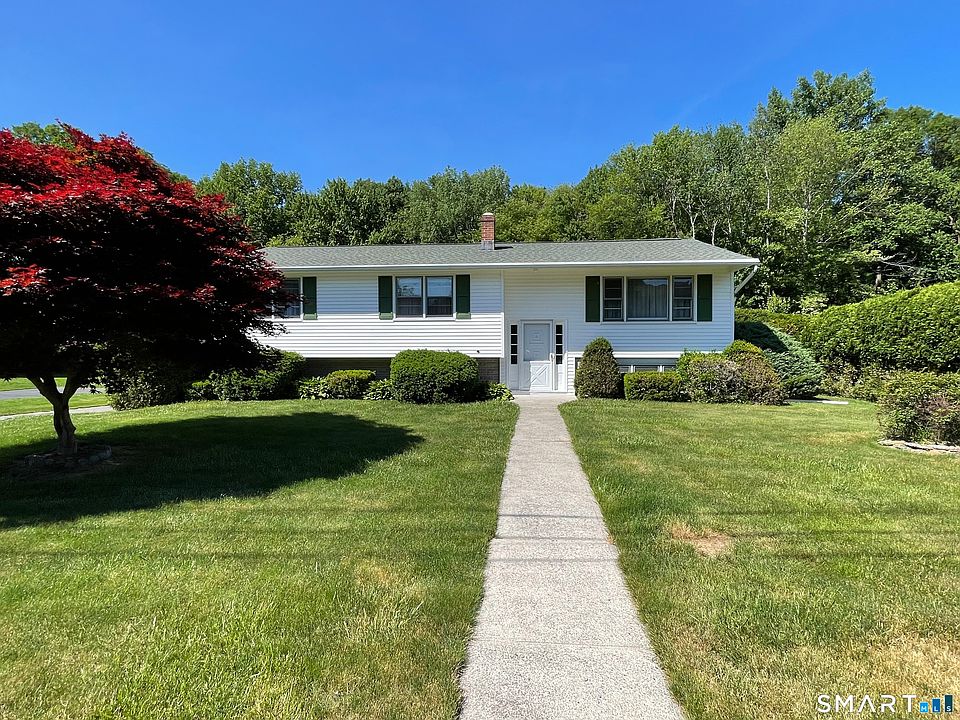 1st image of 32 Kathy Drive