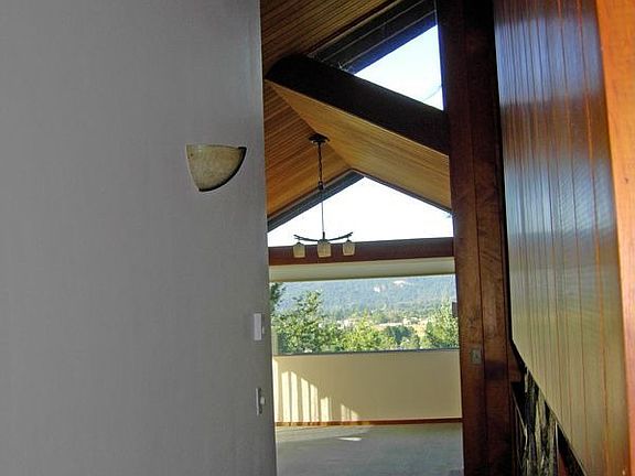 Hallway Between Living Room and Kitchen Towards Dining Room