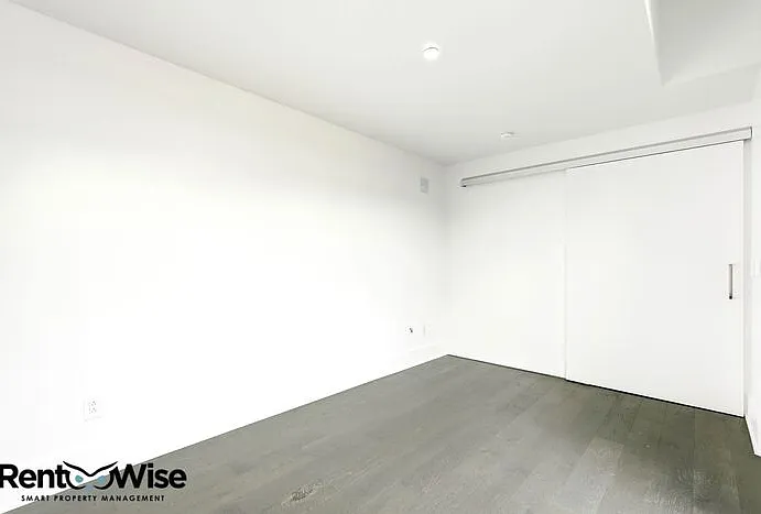 1075 Market St #808 — Photo 12