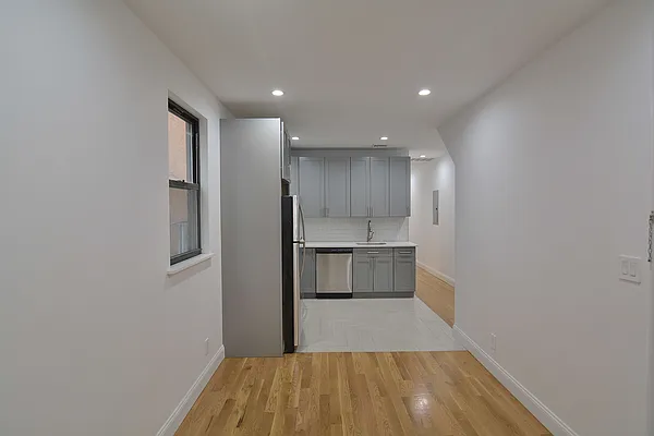 Rented by Hagstrom Management Inc | media 2