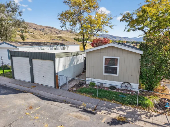 845 Barton Rd Trailer 34, Pocatello, ID 83204