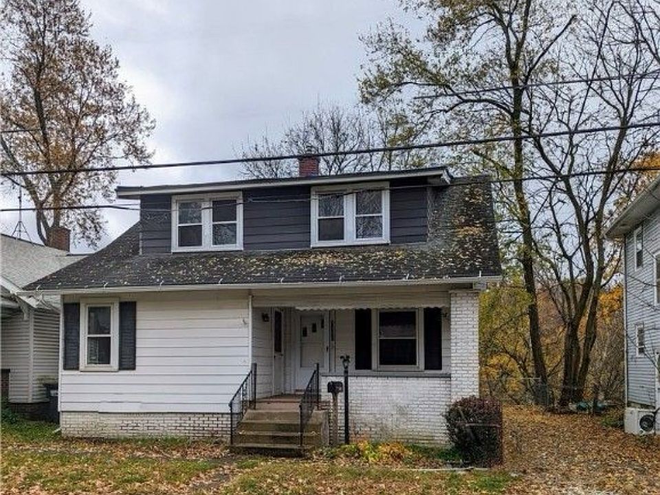 1st image of 1139 Wellman Ave SE