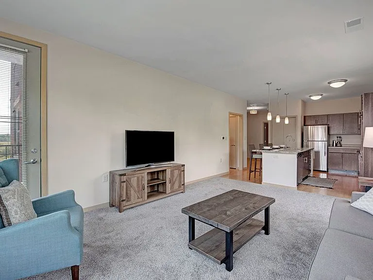 The Vue at Pinnacle Park — Photo 1