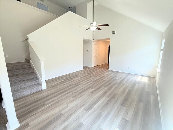 4th image of 236 Falcon Ln