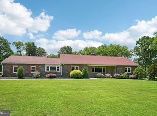 1240 Gilbert Rd, Jenkintown, PA 19046