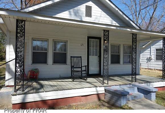2nd image of 121 Dresden Ave