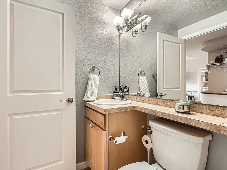 1150 Vine St #1006 — Photo 13