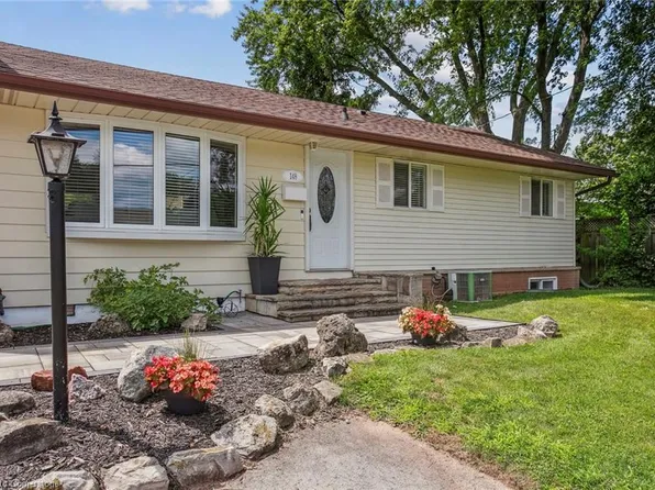 148 Boxley Rd, Burlington, ON L7L 4S1