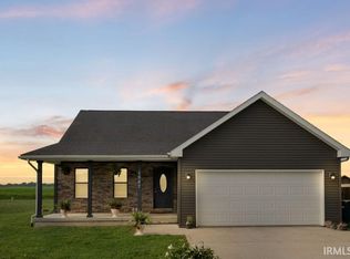 1587 E Kelley Rd, Frankfort, IN 46041