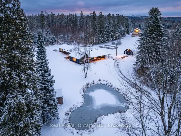 1076 Beaver Ln, Springwater, ON L9X 0M1