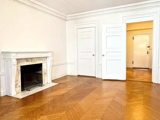 Rented by Compass | media 10