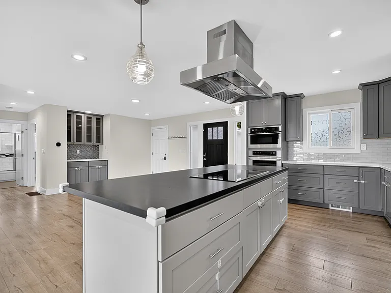 2517 Read Ave — Photo 12